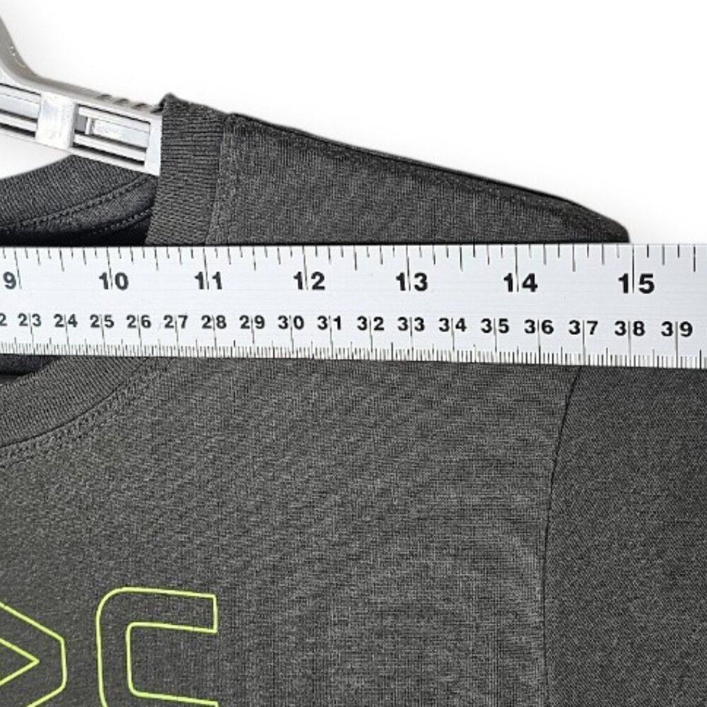 Under Armour Long Sleeve Shirt - Women's Medium - Gray HeatGear Loose Fit